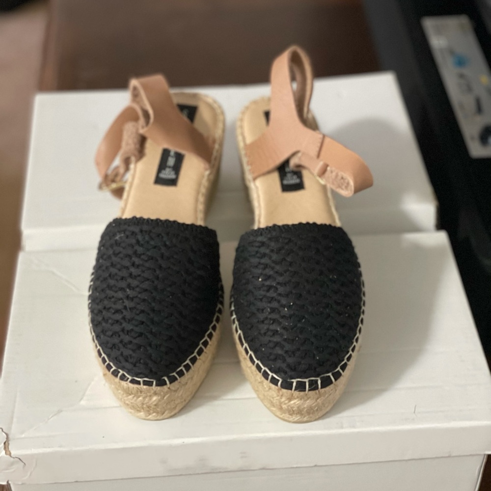 Women shoes